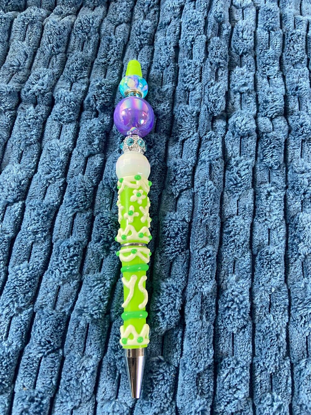 Lime green beaded pen